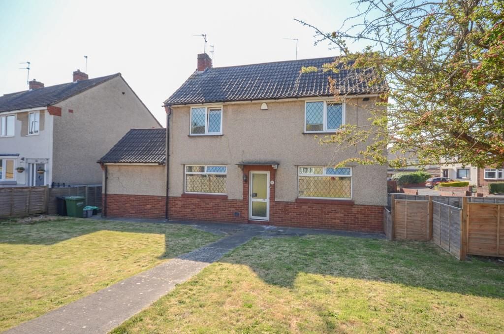 3 bed semidetached house for sale in Royal Road, Mangotsfield, Bristol