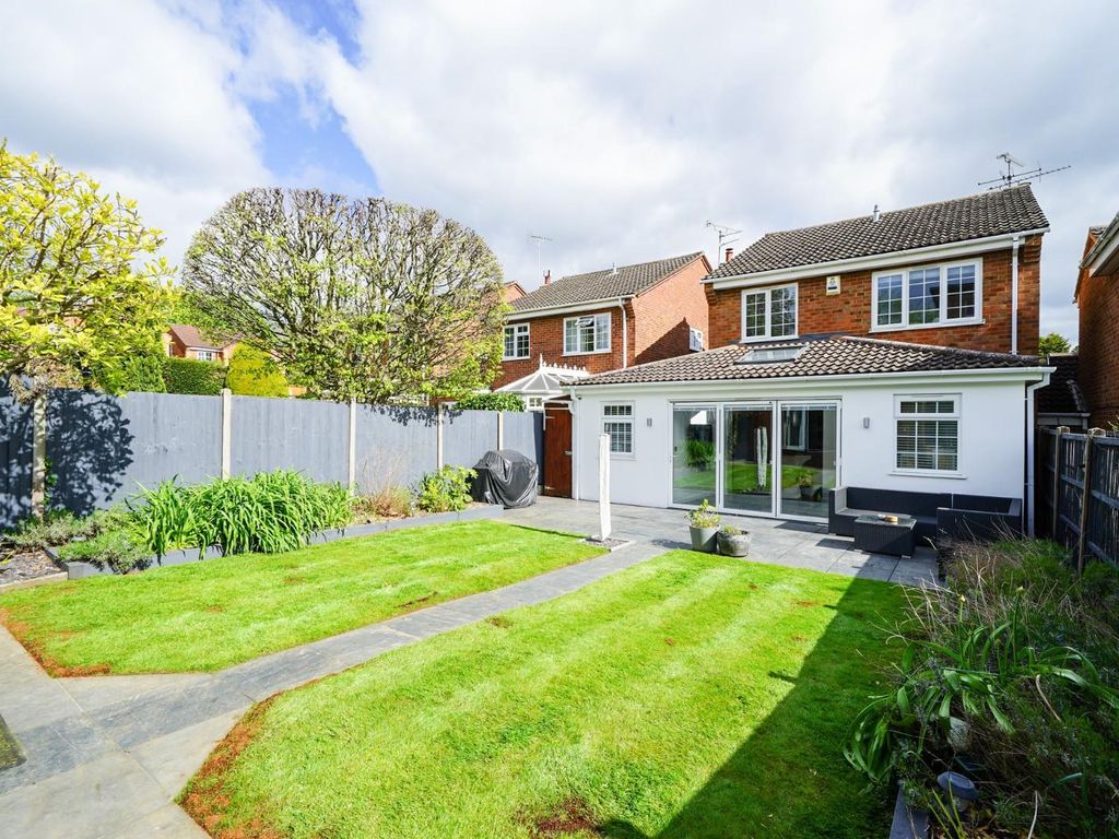 4 bed link detached house for sale in Mowbray Drive, Leighton Buzzard LU7, £575,000 Zoopla