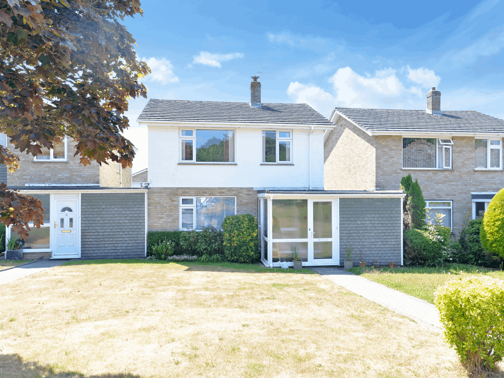 3 bed detached house for sale in Keswick Road, New Milton BH25 Zoopla