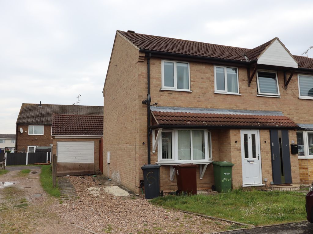 2 bed semidetached house for sale in Dellfield Court, Birchwood