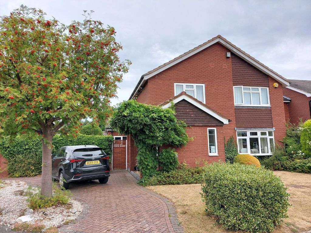4 bed detached house for sale in St Andrews Road, Sutton Coldfield B75