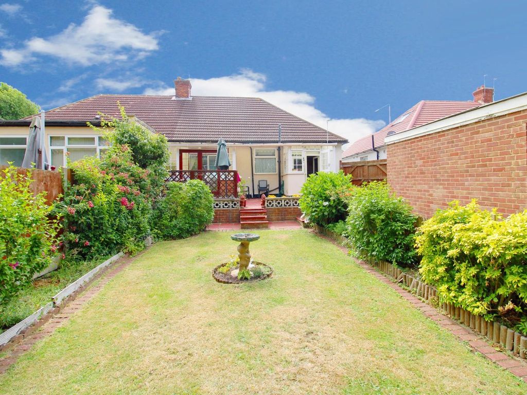 2 bed semidetached bungalow for sale in Bexley Road, Erith DA8, £425,000 Zoopla