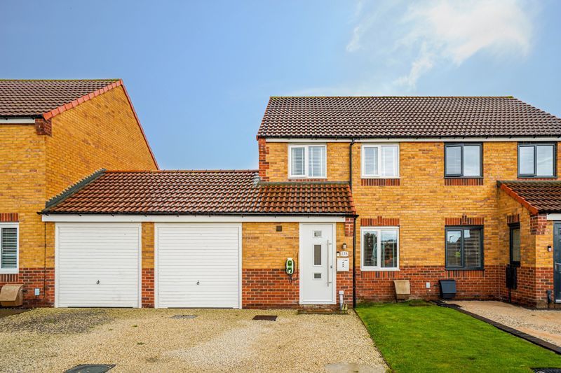 3 bed semidetached house for sale in 138 Masefield Avenue, Holmewood, Chesterfield S42, £