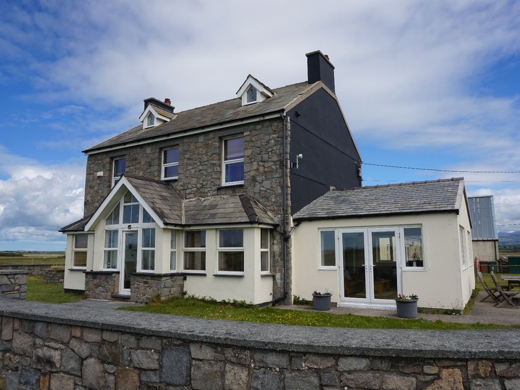 5 bed detached house for sale in Dinas Dinlle, Caernarfon LL54 Zoopla