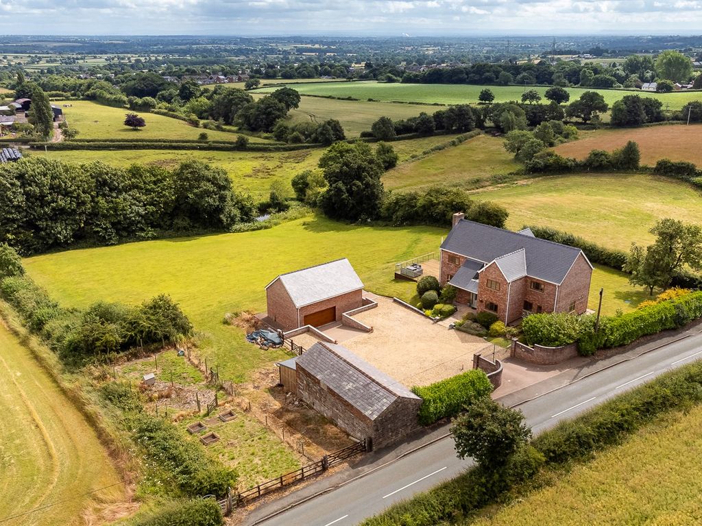5 bed detached house for sale in Norley Road, Kingsley, Frodsham WA6