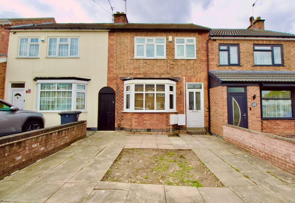 3 bed terraced house to rent in Fieldhouse Road, Belgrave, Leicester