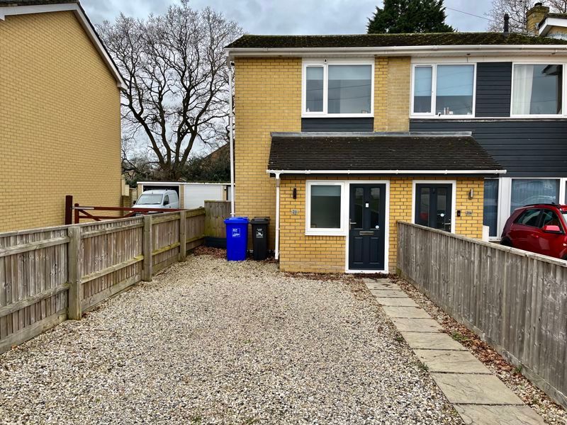2 bed end terrace house for sale in Petersham Road, Creekmoor, Poole