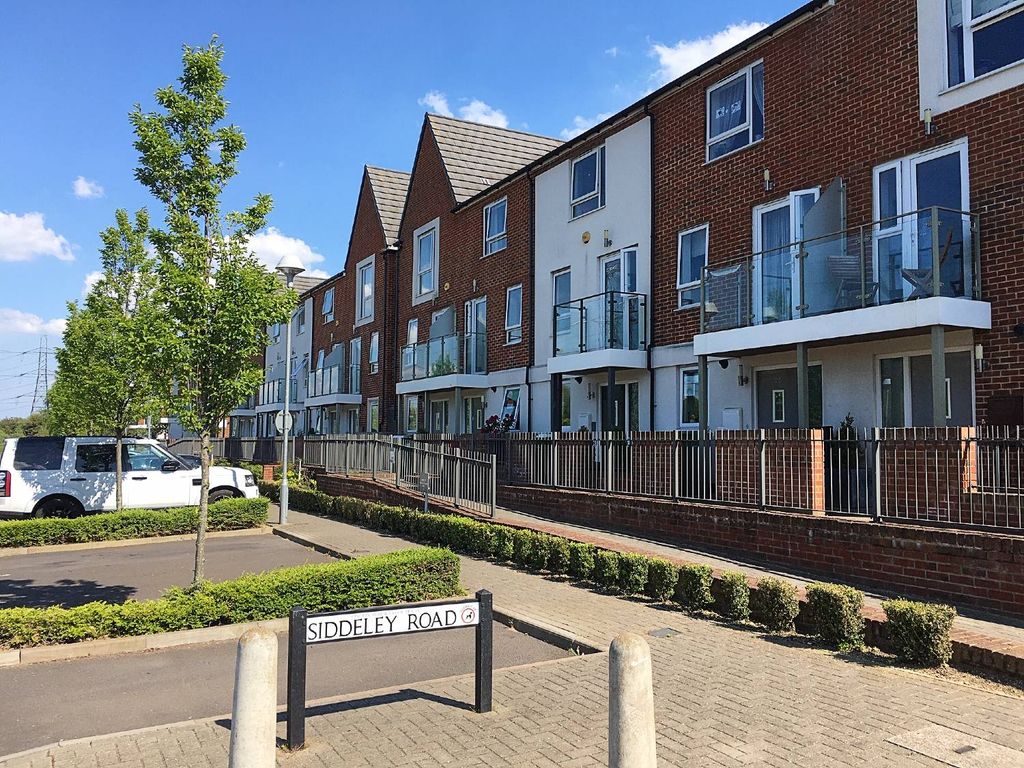 4 bed terraced house for sale in Samas Way, Crayford, Dartford DA1 Zoopla