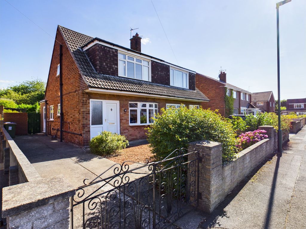 3 bed semidetached house for sale in Linton Road, Middlesbrough TS6, £