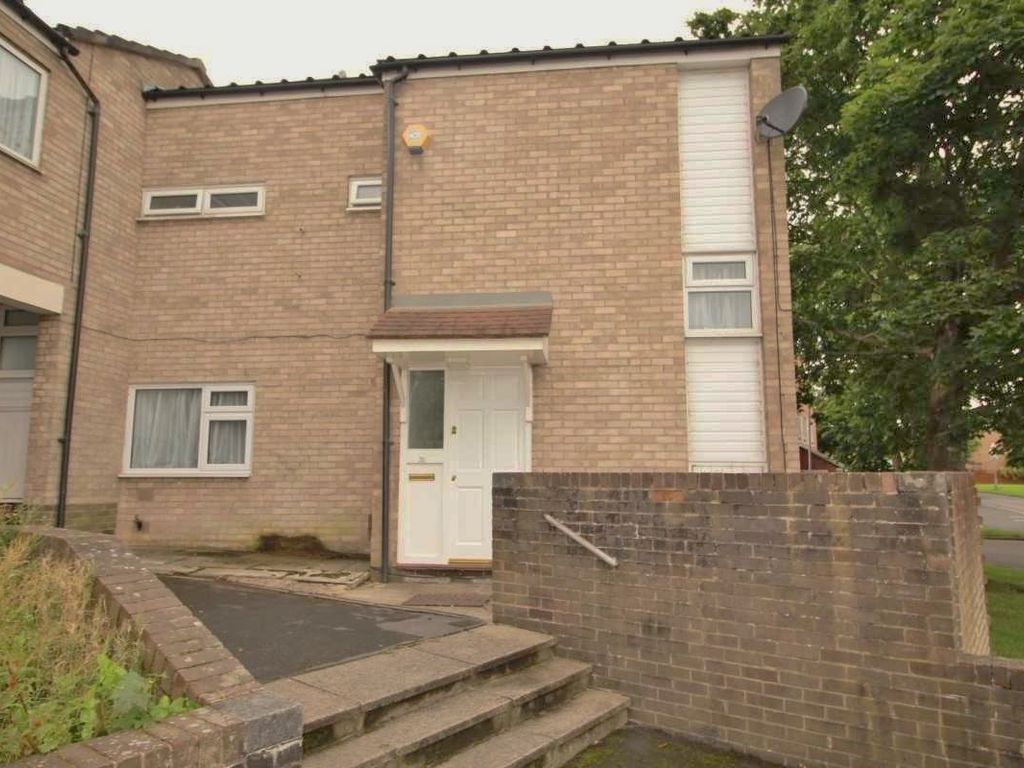 2 bed end terrace house for sale in Peckforton Walk, Wilmslow, Cheshire