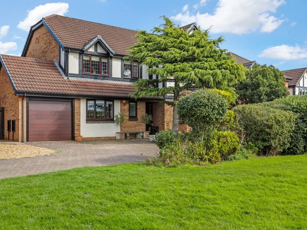 5 bed detached house for sale in Close, Blackpool FY3, £600,000