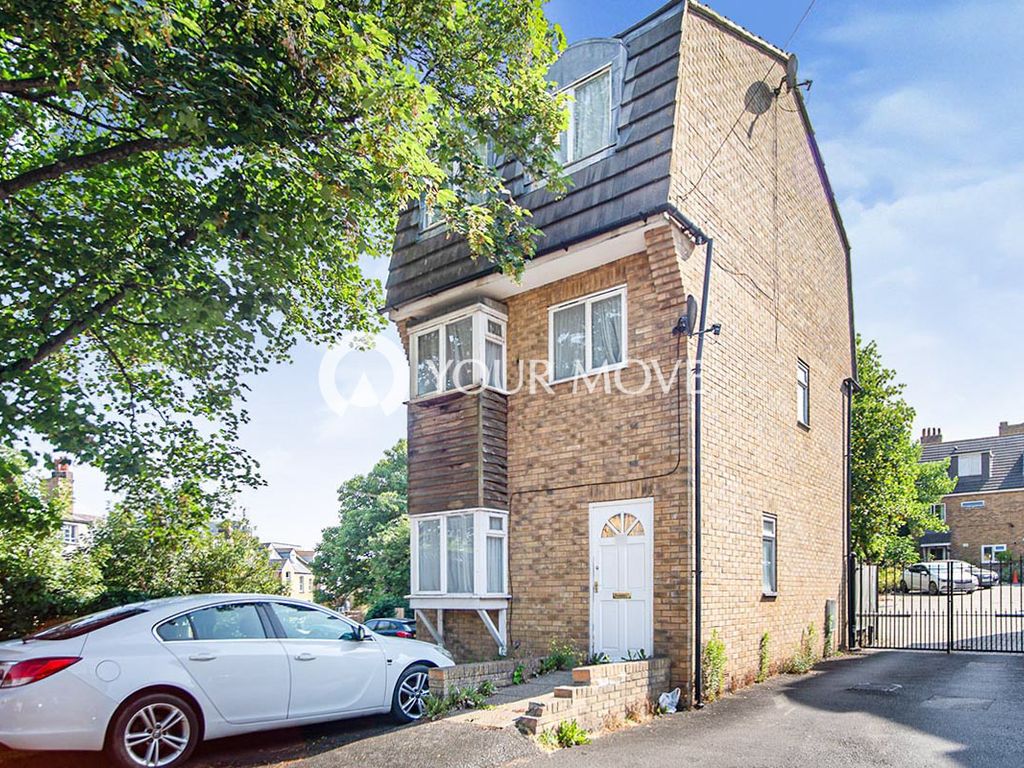 Priory Court, Gravel Walk, Rochester, Kent ME1  