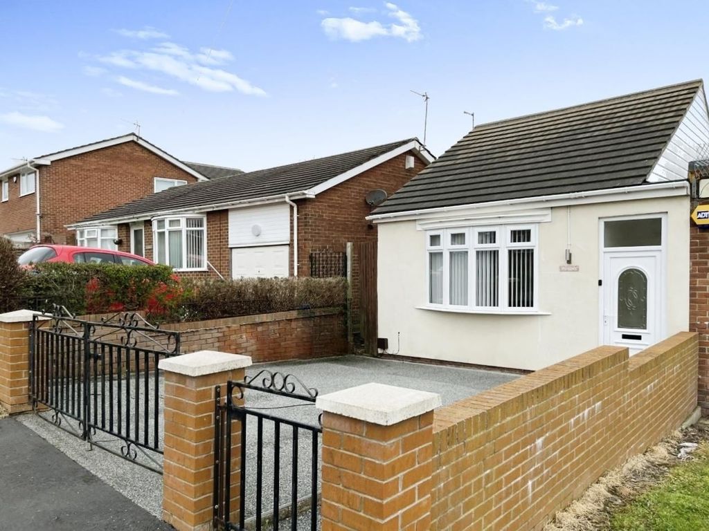 1 bed semidetached house for sale in Mickle Hill Road, Blackhall