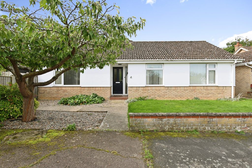 3 bed bungalow for sale in 4 Allington Road, Halesworth IP19, £380,000