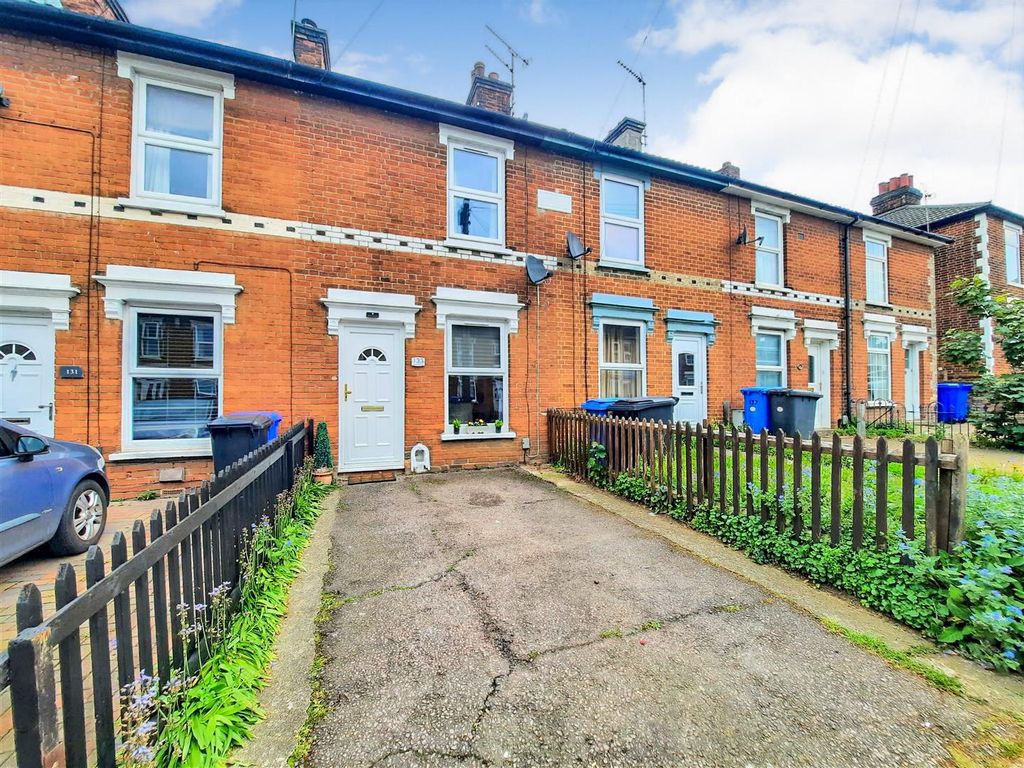 2 bed terraced house for sale in Spring Road, Ipswich IP4, £195,000