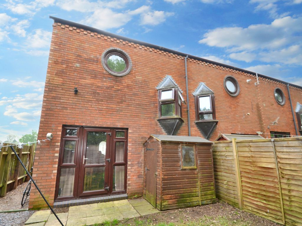 2 bed end terrace house for sale in Audley Avenue, Newport TF10, £