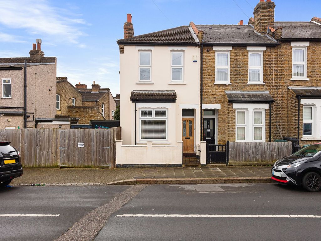 2 bed end terrace house for sale in Kimberley Road, Beckenham BR3, £450,000 Zoopla