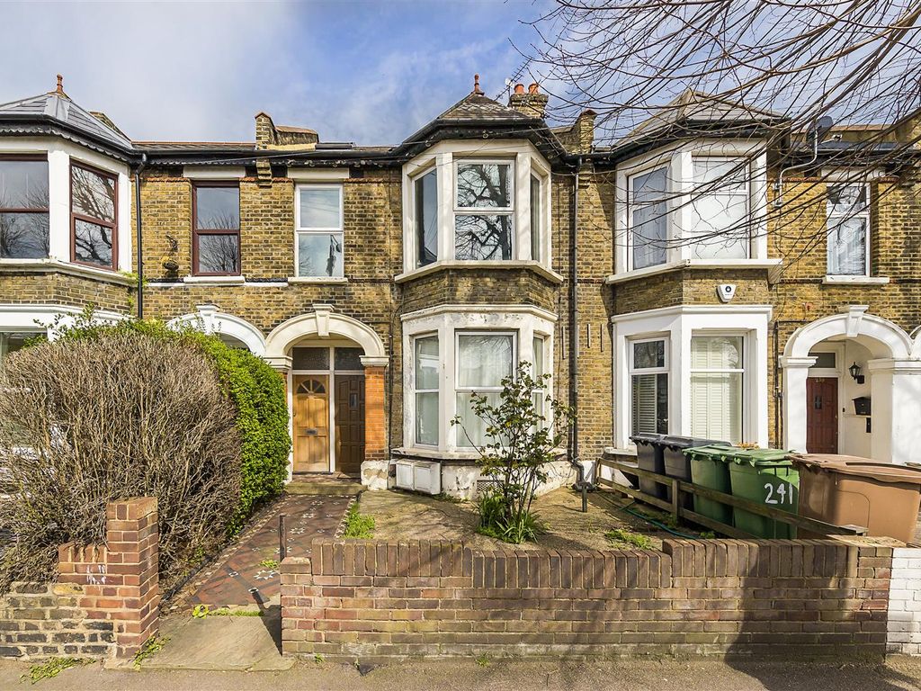 3 bed flat for sale in Francis Road, London E10 Zoopla