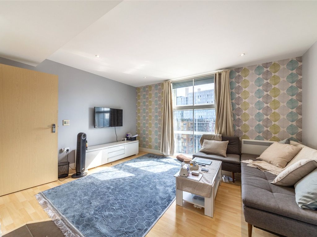 2 bed property to rent in Warwick Building, 366 Queenstown Road, London