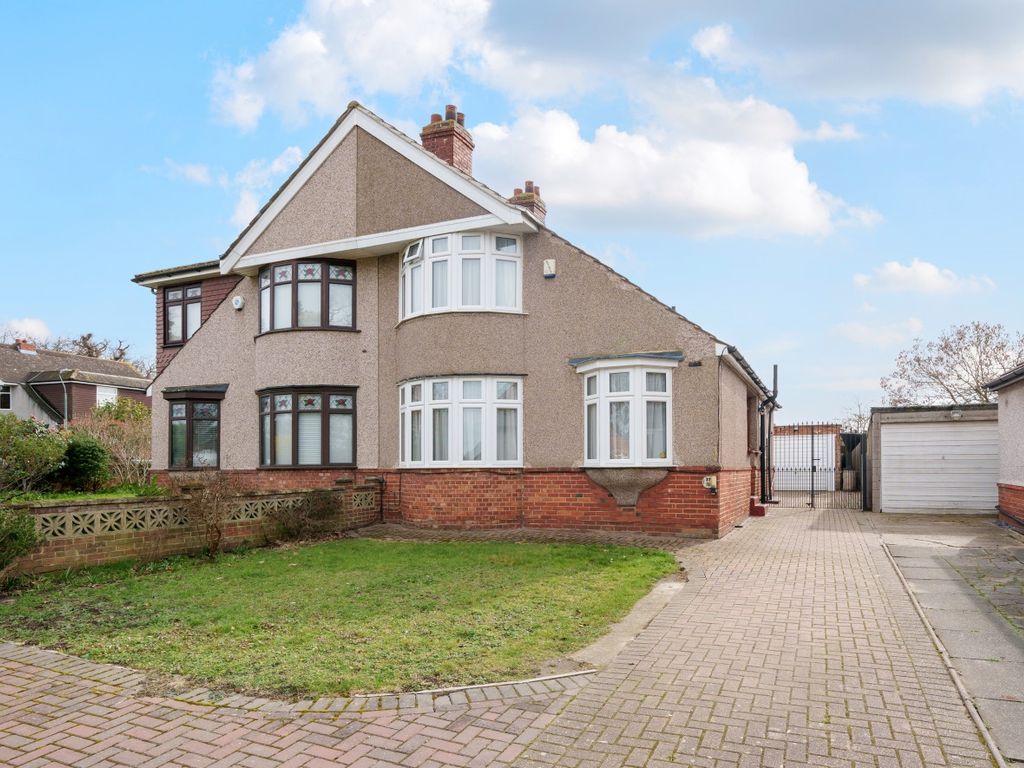 3 bed semidetached house for sale in Carlton Road, Erith DA8 Zoopla