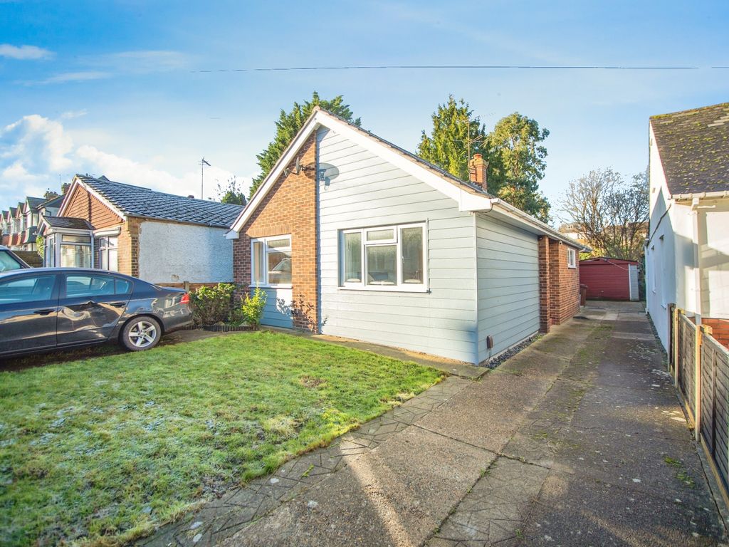 2 bed detached bungalow for sale in Roberts Road, Gillingham ME8, £