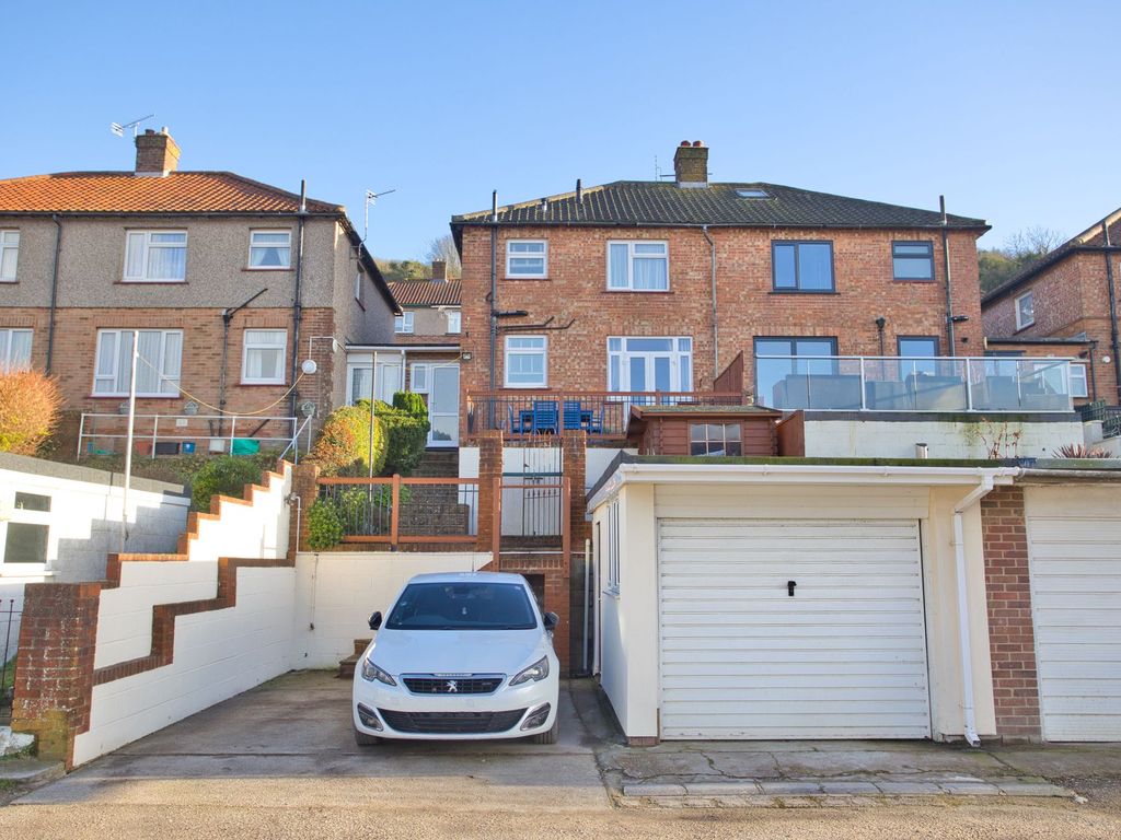 3 bed semidetached house for sale in Mount Road, Dover CT17 Zoopla