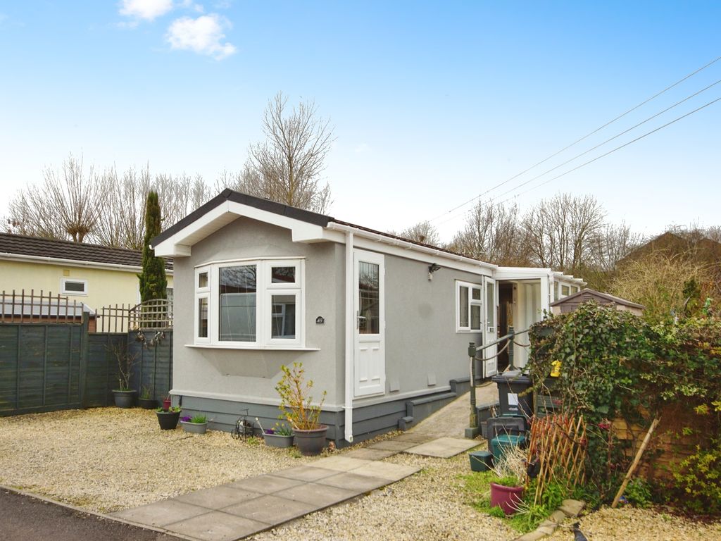 1 bed property for sale in Kingsway Park, Tower Lane, Avon BS30, £