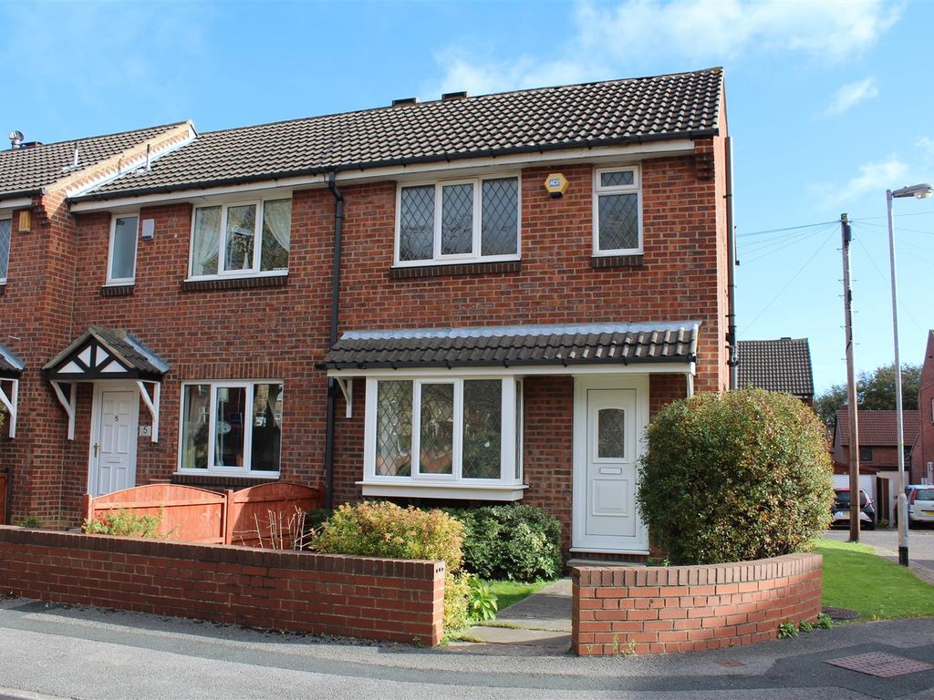 2 bed semidetached house to rent in Millfields, Ossett WF5, £930 pcm Zoopla