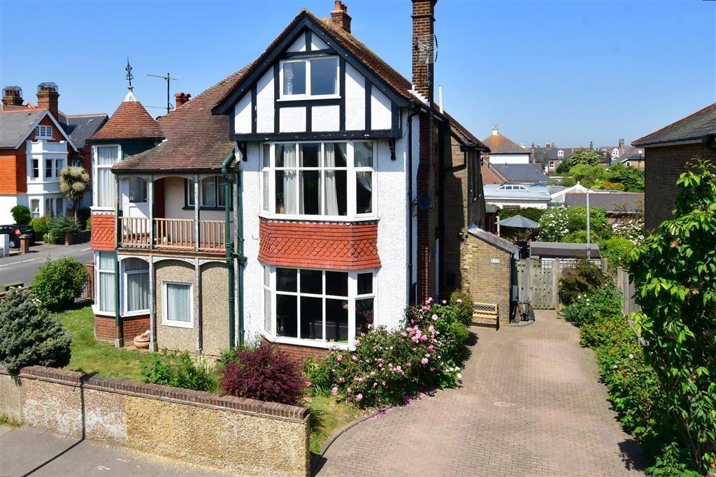 4 bed semidetached house for sale in Kelvedon Road, Walmer, Deal, Kent