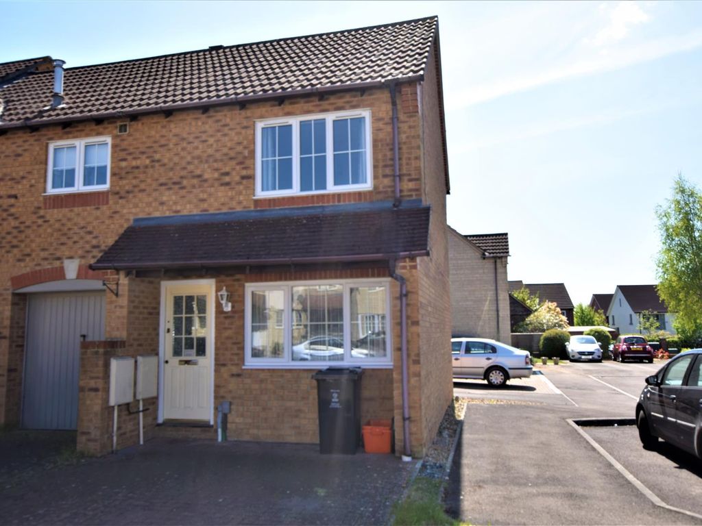 2 bed detached house to rent in Gamekeepers Close, Swindon SN25 Zoopla