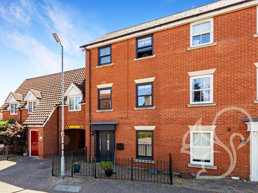 4 bed town house for sale in Gavin Way, Highwoods, Colchester CO4 Zoopla