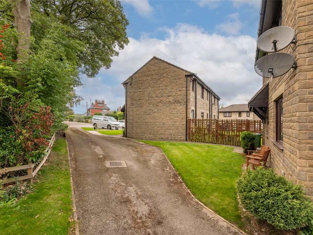 1 bed flat for sale in Saville Court, Otley, West Yorkshire LS21 Zoopla