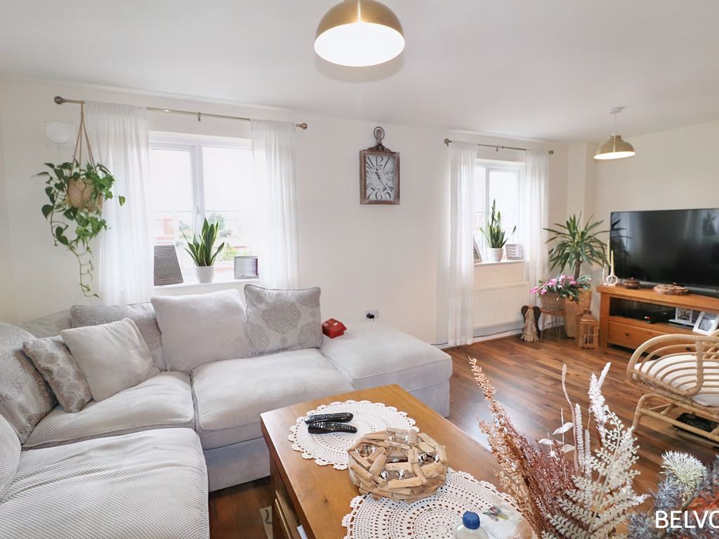 4 bed town house for sale in Caerphilly Road, Llanishen, Cardiff CF14