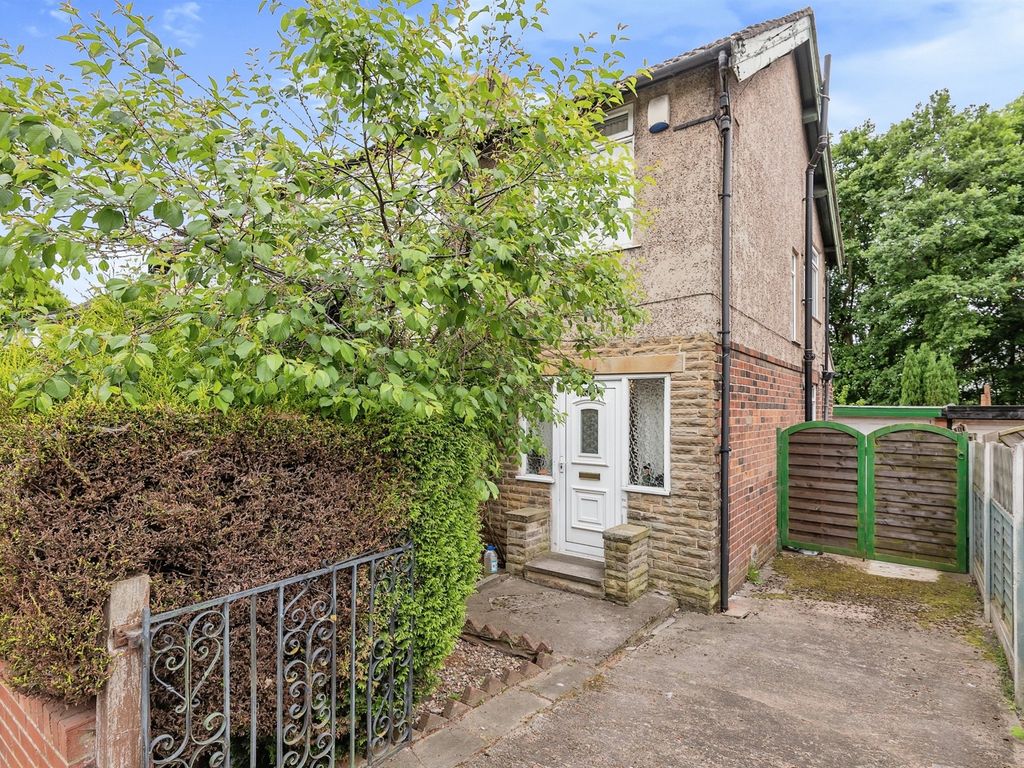 3 bed semidetached house for sale in Vesper Road, Kirkstall, Leeds LS5