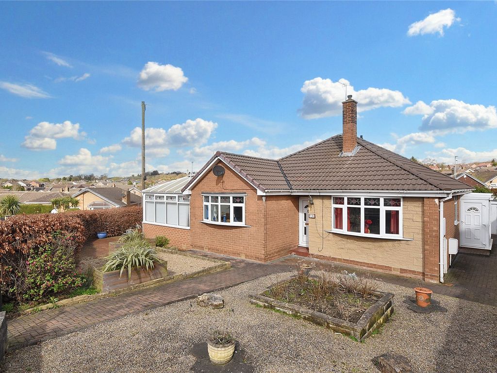 2 bed detached bungalow for sale in Pondfields Drive, Kippax, Leeds