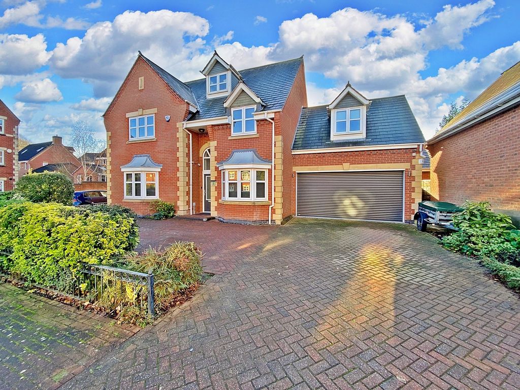 5 bed detached house for sale in Bourchier Way, Grappenhall Heys