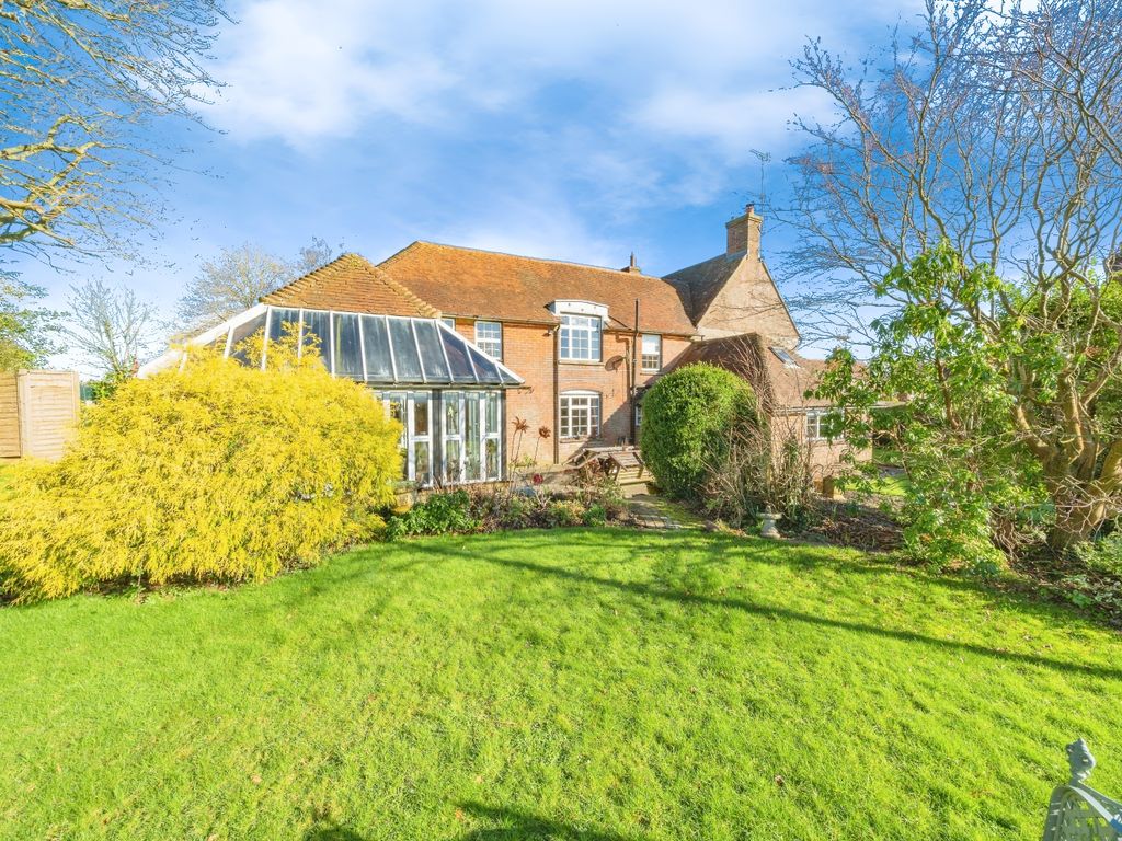 6 bed detached house for sale in Cade Street, Heathfield, East Sussex