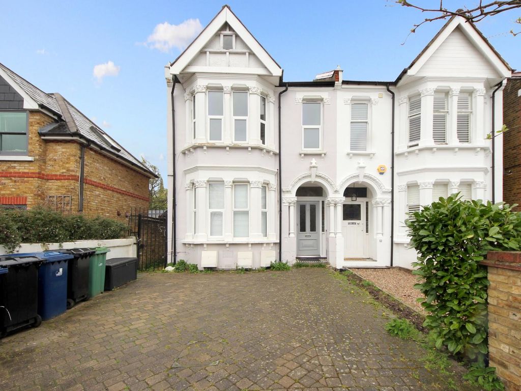 2 bed flat for sale in Bradley Gardens, London W13, £510,000 Zoopla