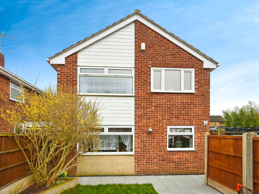 3 bed detached house for sale in Rona Close, Grange Farm, Mansfield
