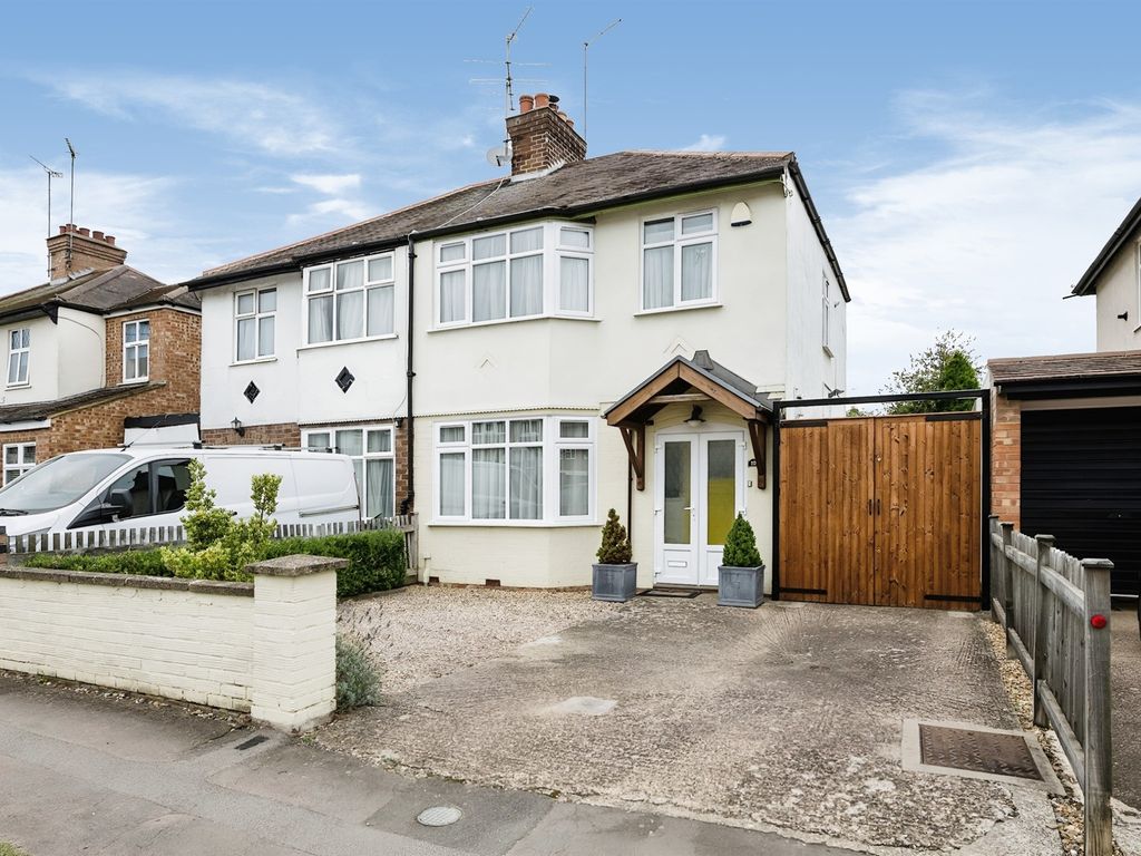 3 bed semidetached house for sale in Birch Barn Way, Kingsthorpe