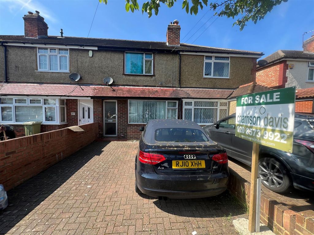 2 bed terraced house for sale in Woodrow Avenue, Hayes UB4, £409,950