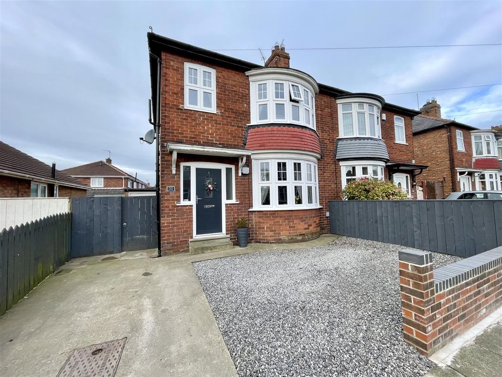 3 bed semidetached house for sale in Carnaby Road, Darlington DL1, £