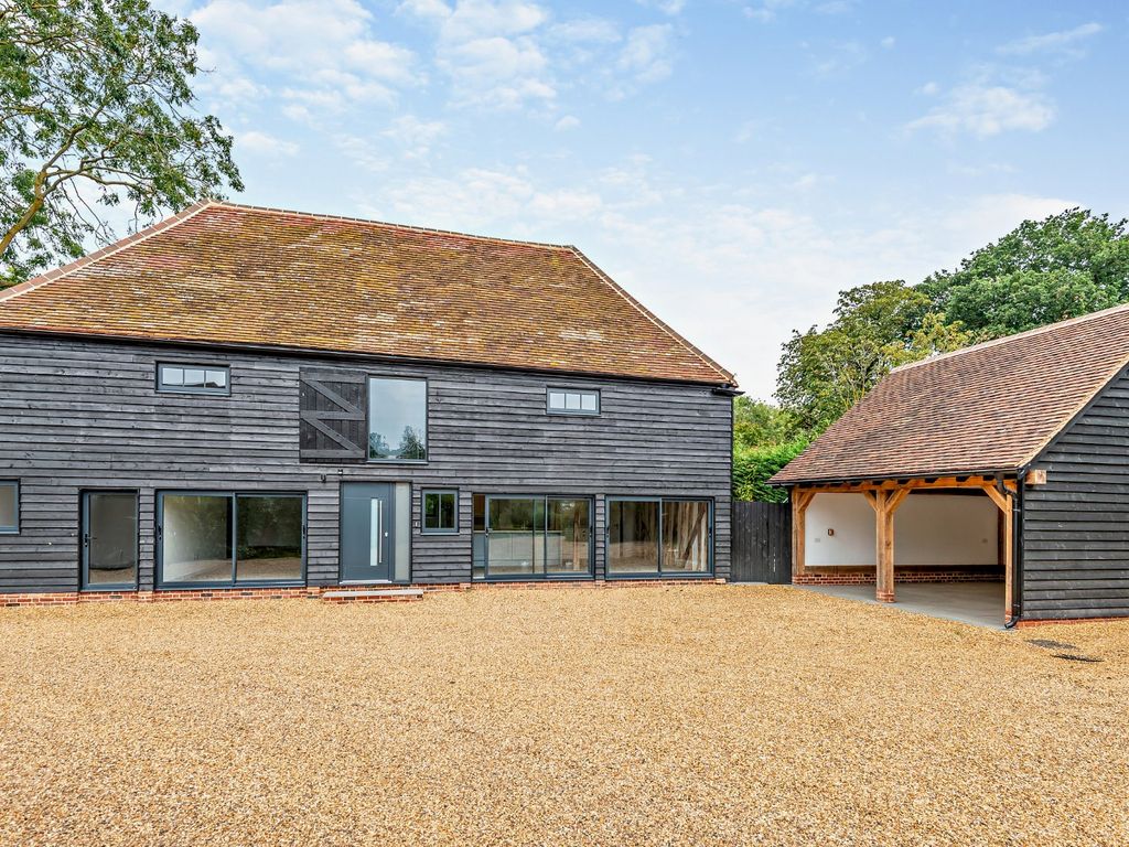 4 bed detached house for sale in Spital Road, Maldon, Essex CM9, £