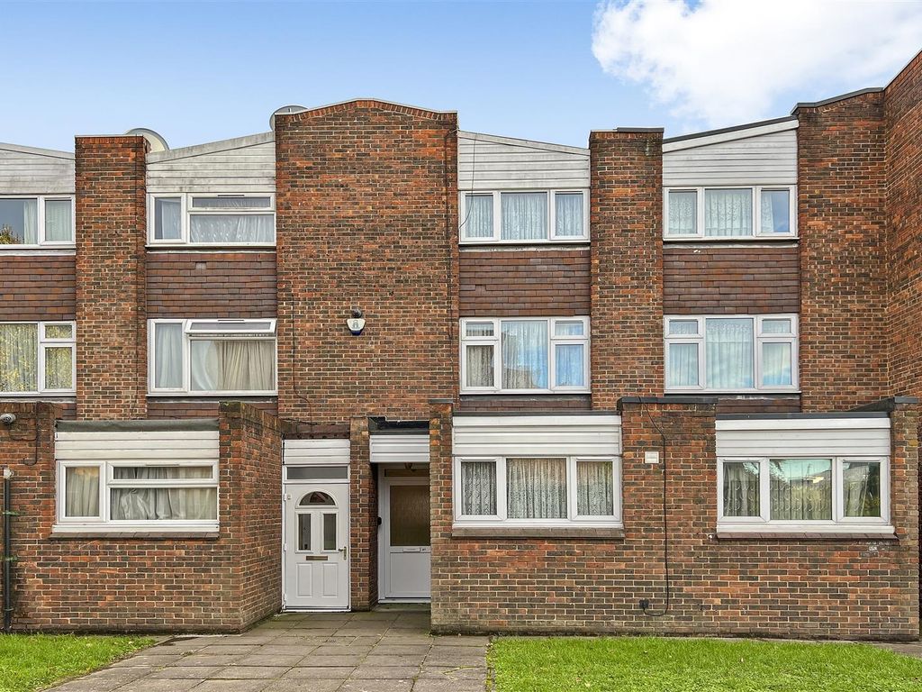 4 bed terraced house for sale in Lansbury Close, London NW10 Zoopla