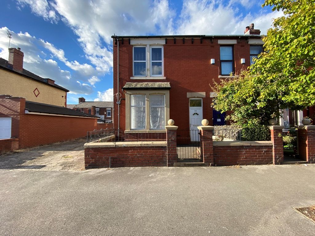 3 bed end terrace house for sale in Queens Road, Fulwood, Preston PR2
