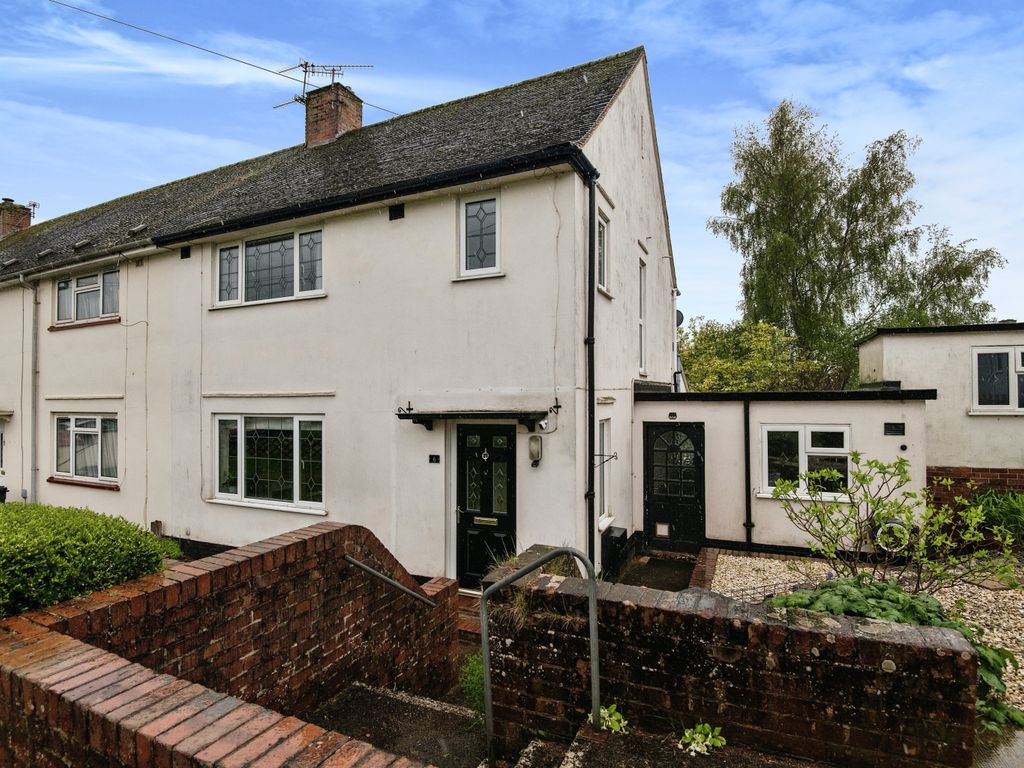 3 bed end terrace house for sale in Reynolds Close, Exeter, Devon EX4