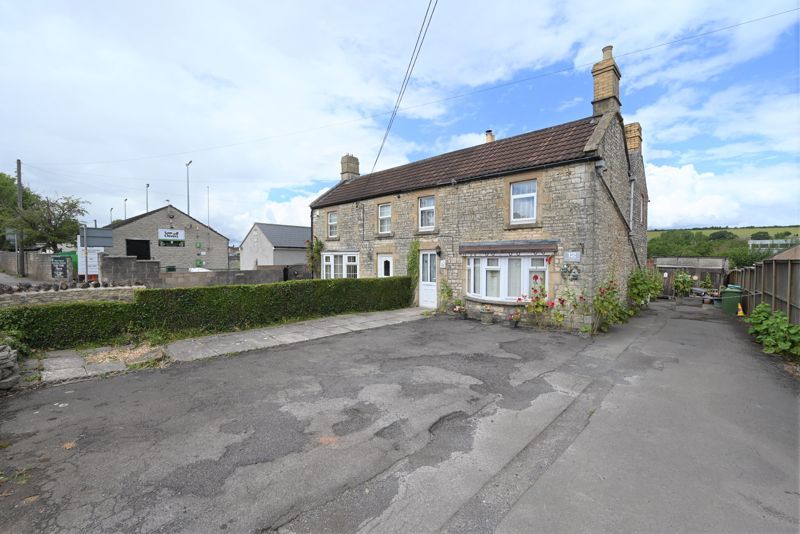 3 bed property for sale in North Road, Midsomer Norton, Radstock BA3
