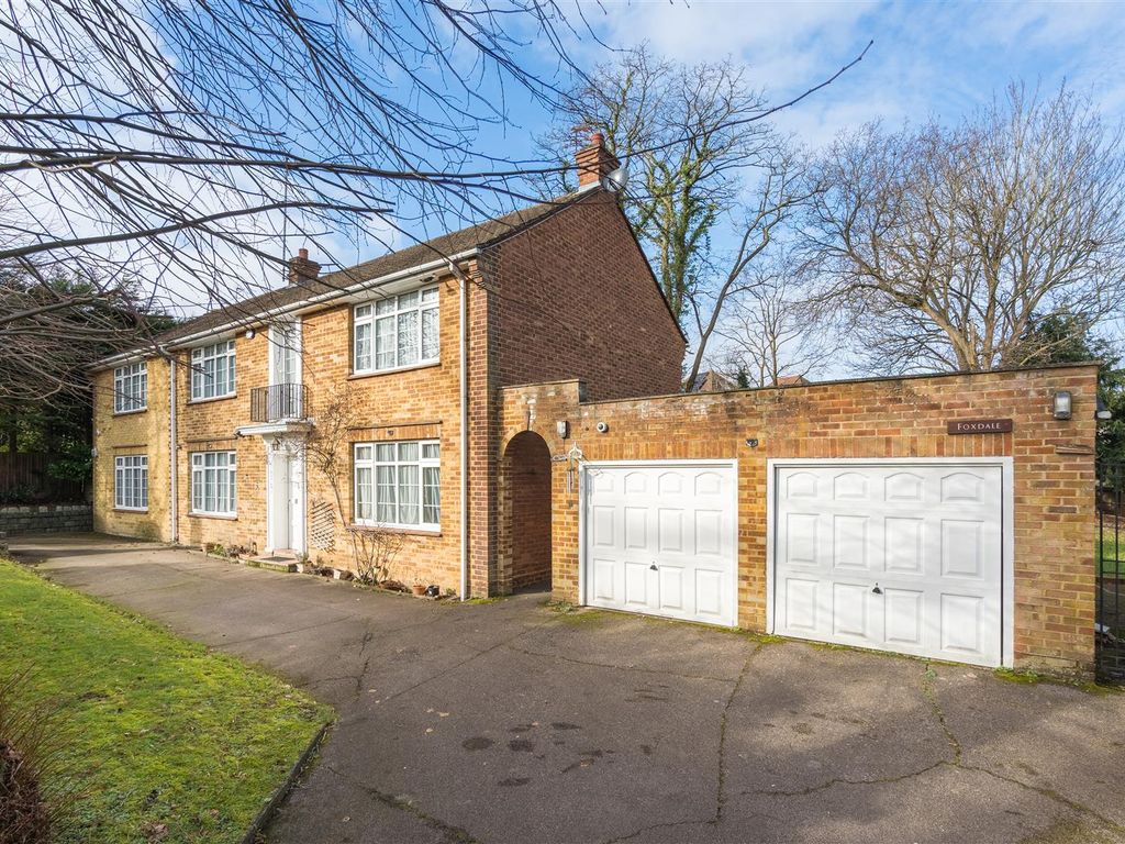 5 bed property for sale in Woodlands Road, Bickley, Bromley BR1 Zoopla