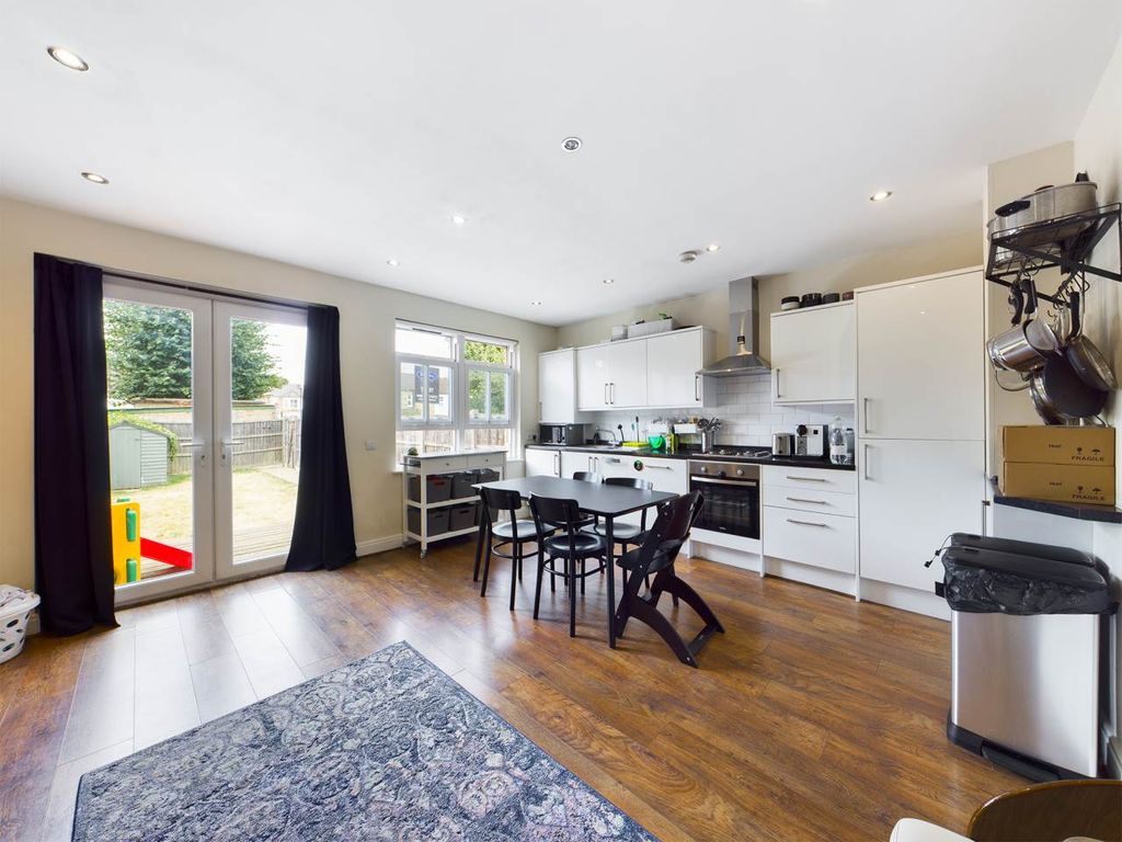 3 bed property to rent in Grangehill Road, Eltham, London SE9 Zoopla