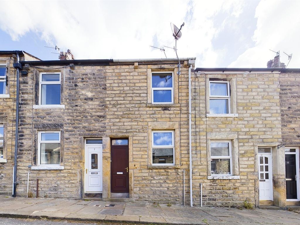 2 bed terraced house for sale in Dundee Street, Lancaster LA1 Zoopla